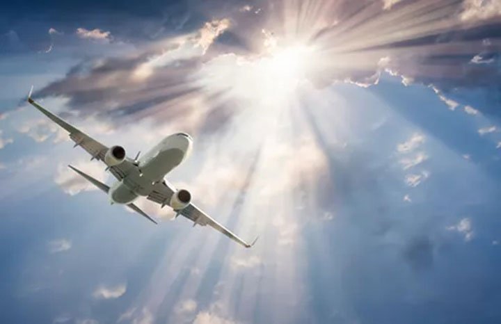 Đi máy bay có gặp rủi ro bức xạ hay không?
