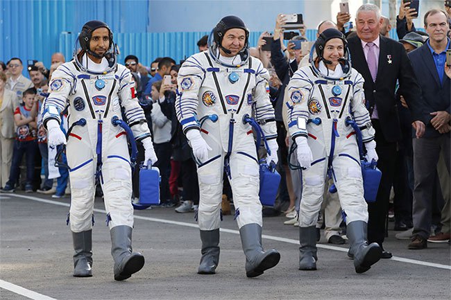 Ba phi hành gia được đưa lên trạm ISS