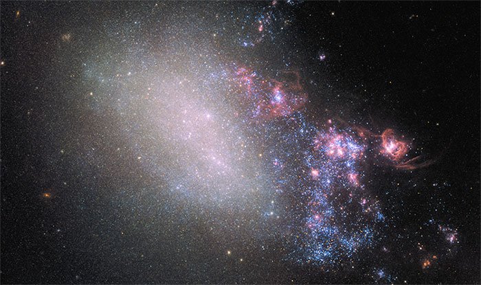 Hai thiên hà va chạm, sinh ra hàng loạt ngôi sao lạ