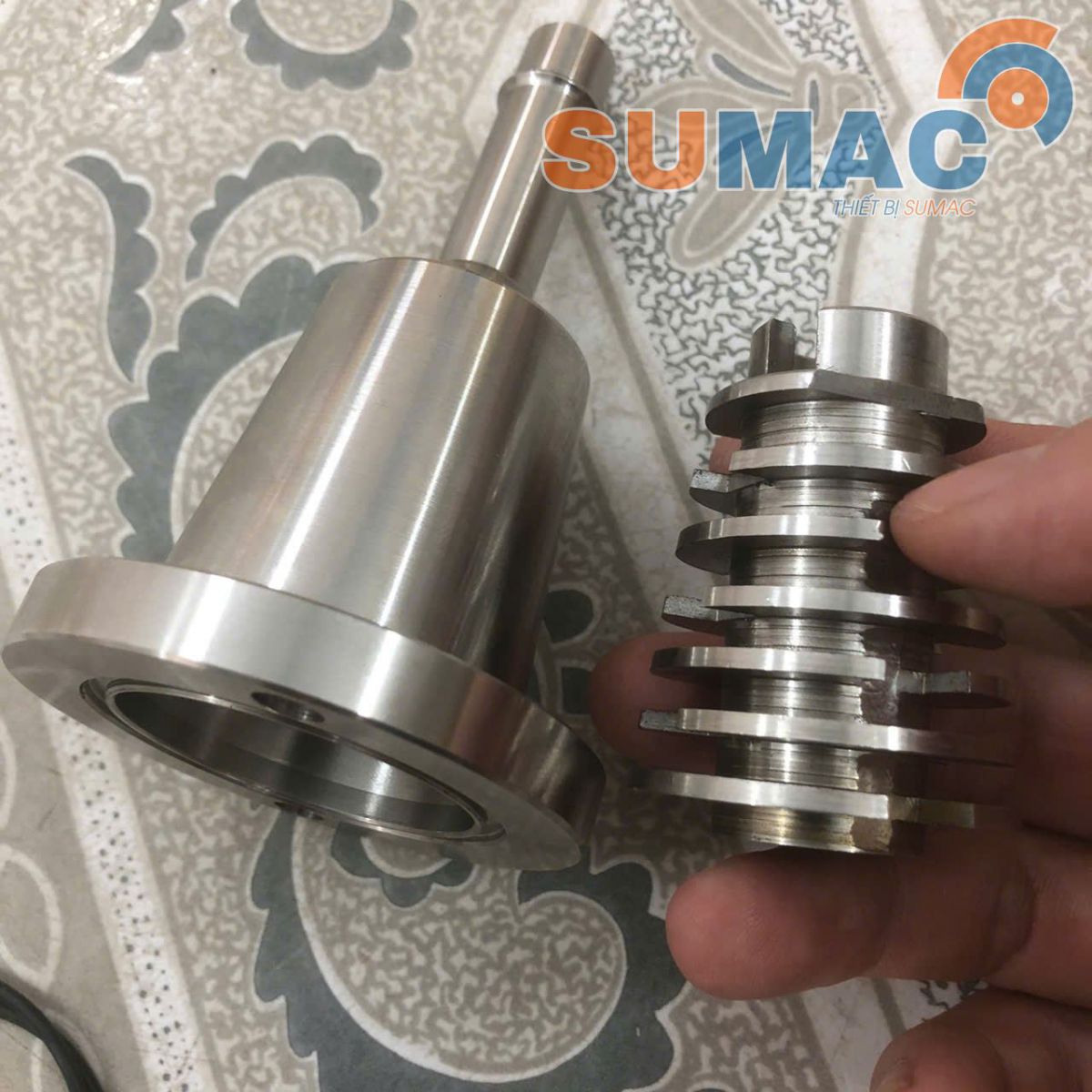 dau-tron-sung-phun-foam