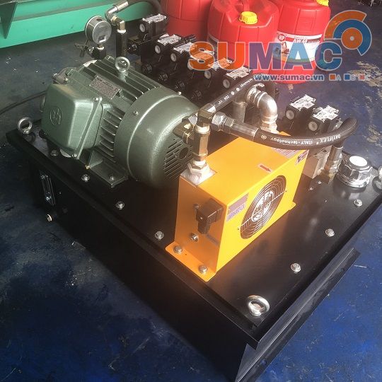 giá trạm nguồn thủy lực 5.5kw