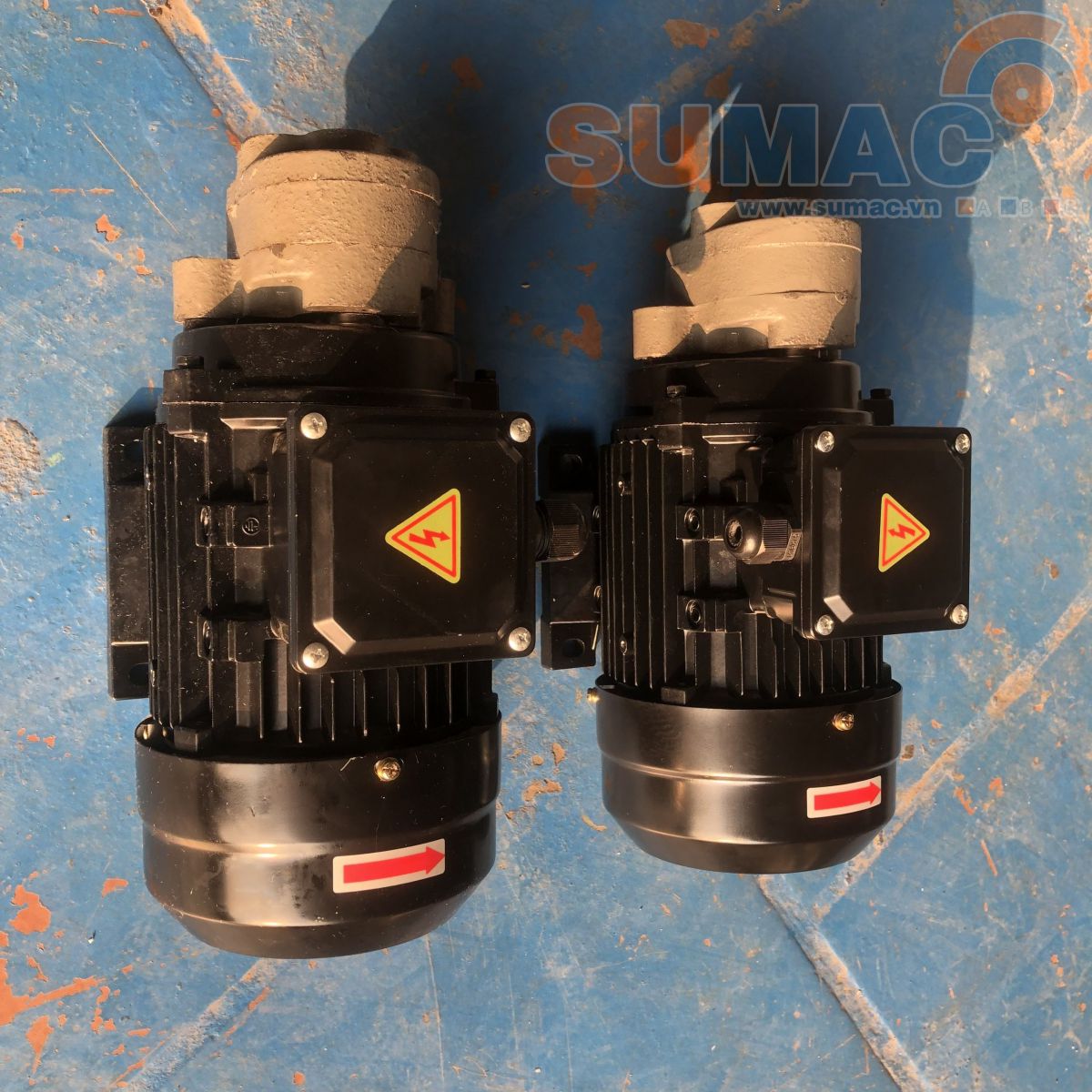 bơm dầu làm mát công suất 0.55Kw
