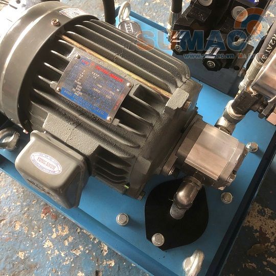 bơm dầu vtc 1.5kw lắp bộ nguồn thủy lực