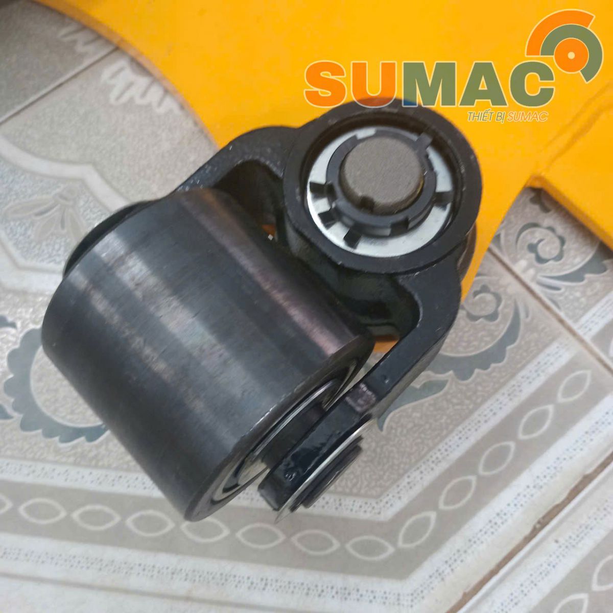 con lan chiu luc rua chuyen hang 6 tan