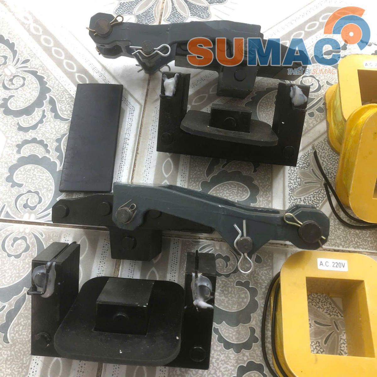 cuon hut phanh cau truc