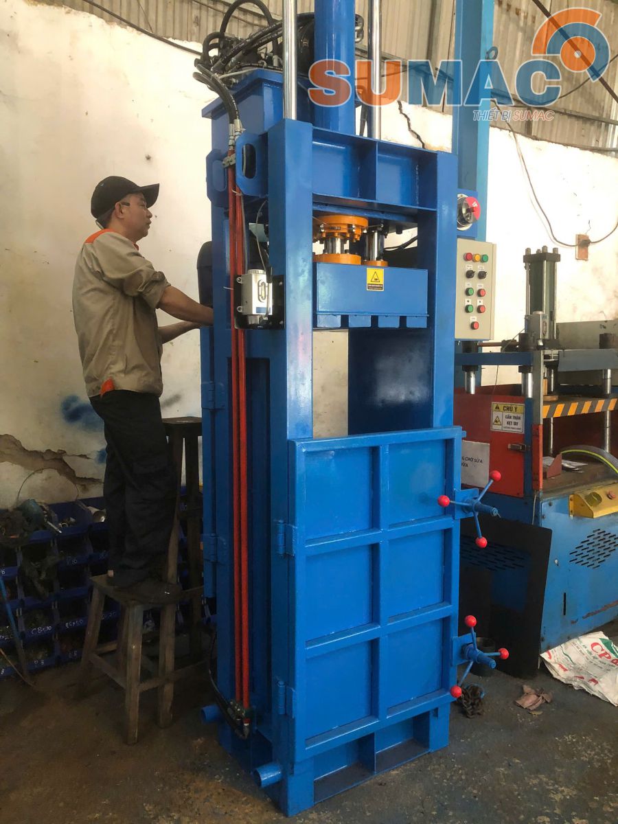 gia may ep kien thuy luc