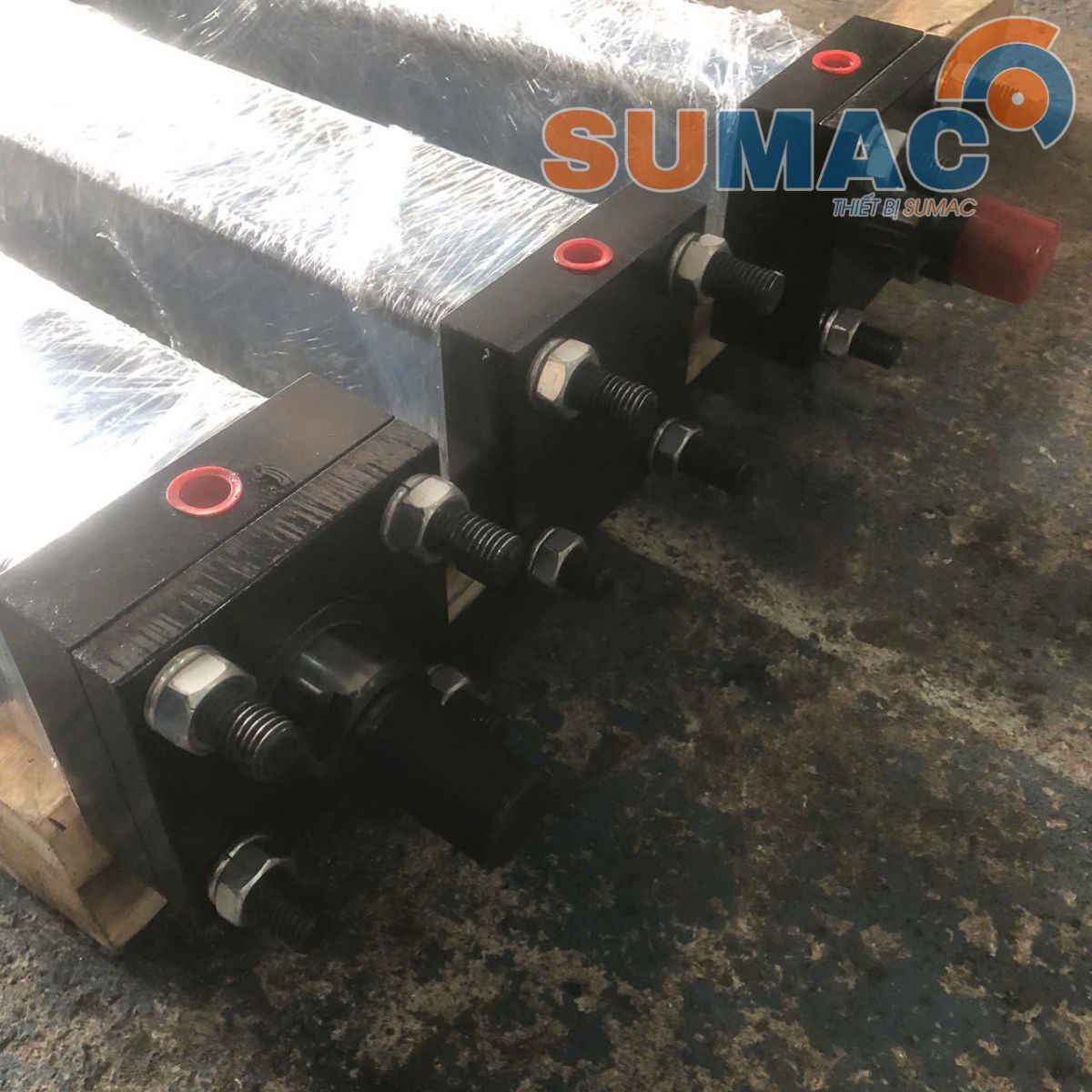 gia xi lanh thuy luc 100 hanh trinh 400mm