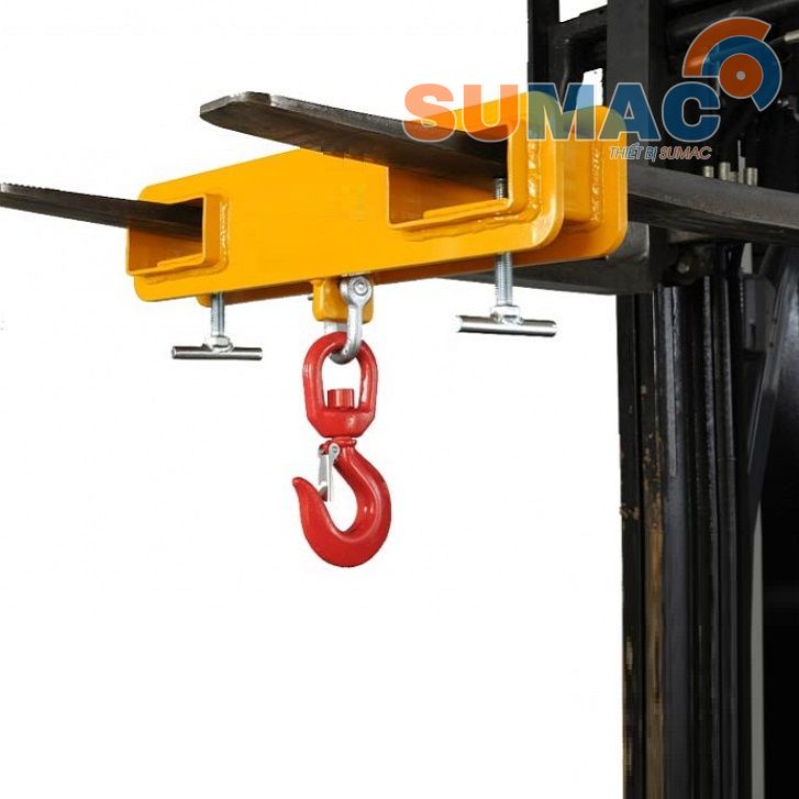 moc-cau-hang-gan-cang-xe-nang