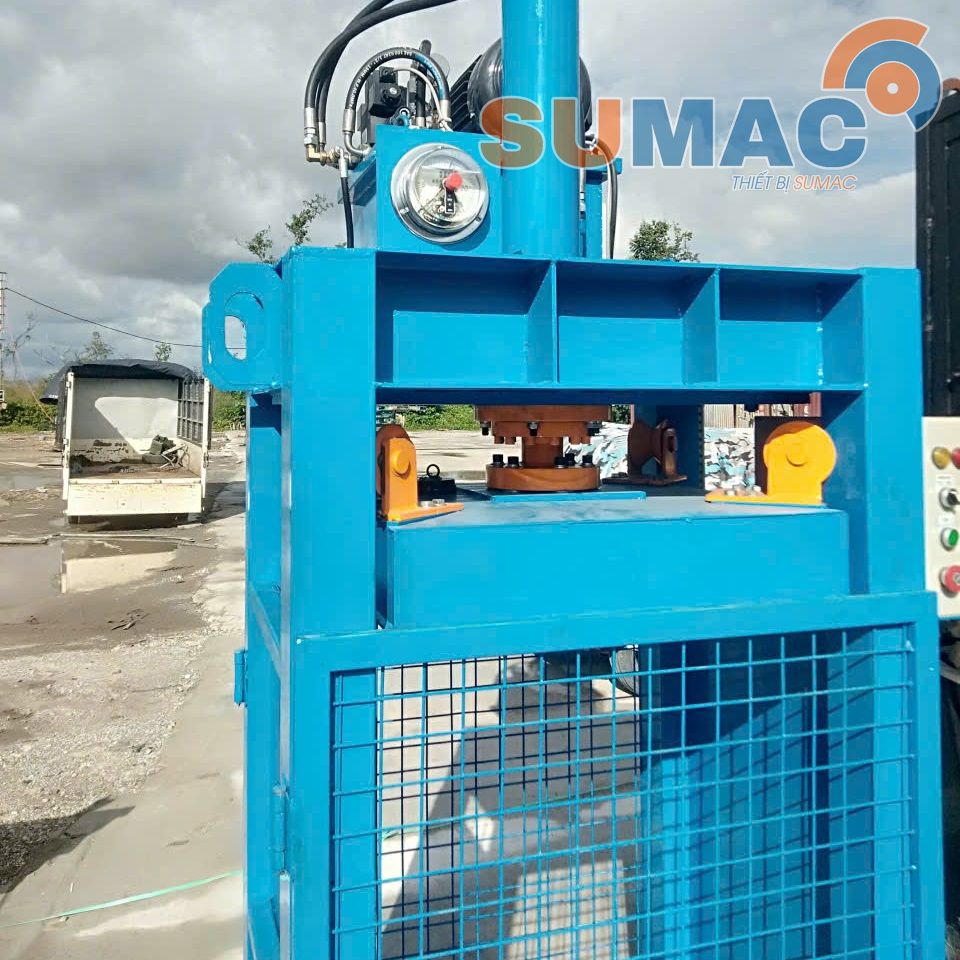 gia may ep kien thung phi sat thanh kien