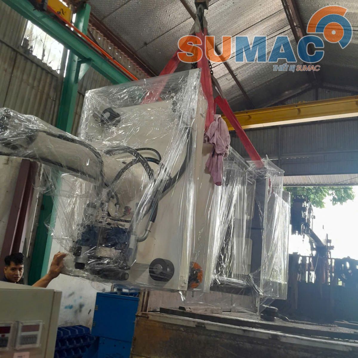 gia may ep thuy luc 50 tan