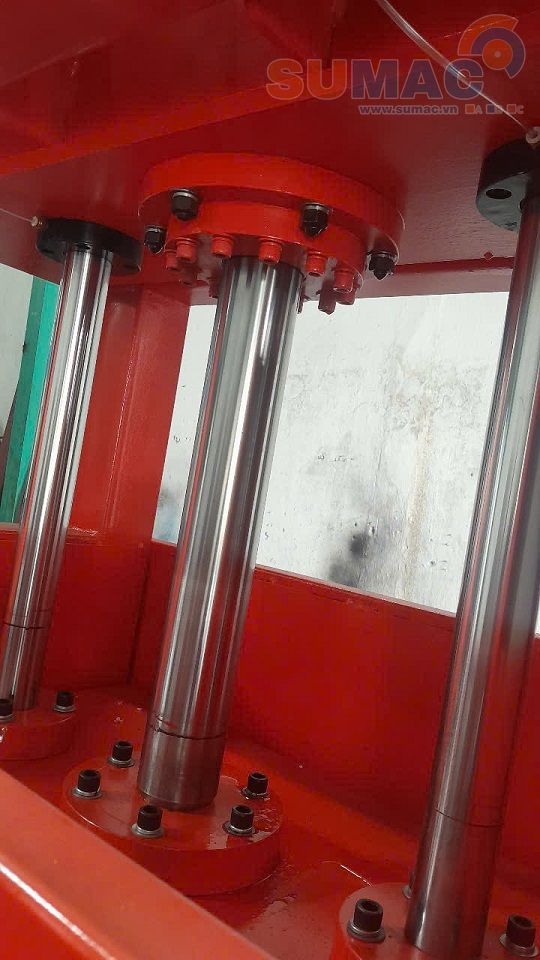 lực ép máy ép rác phế liệu